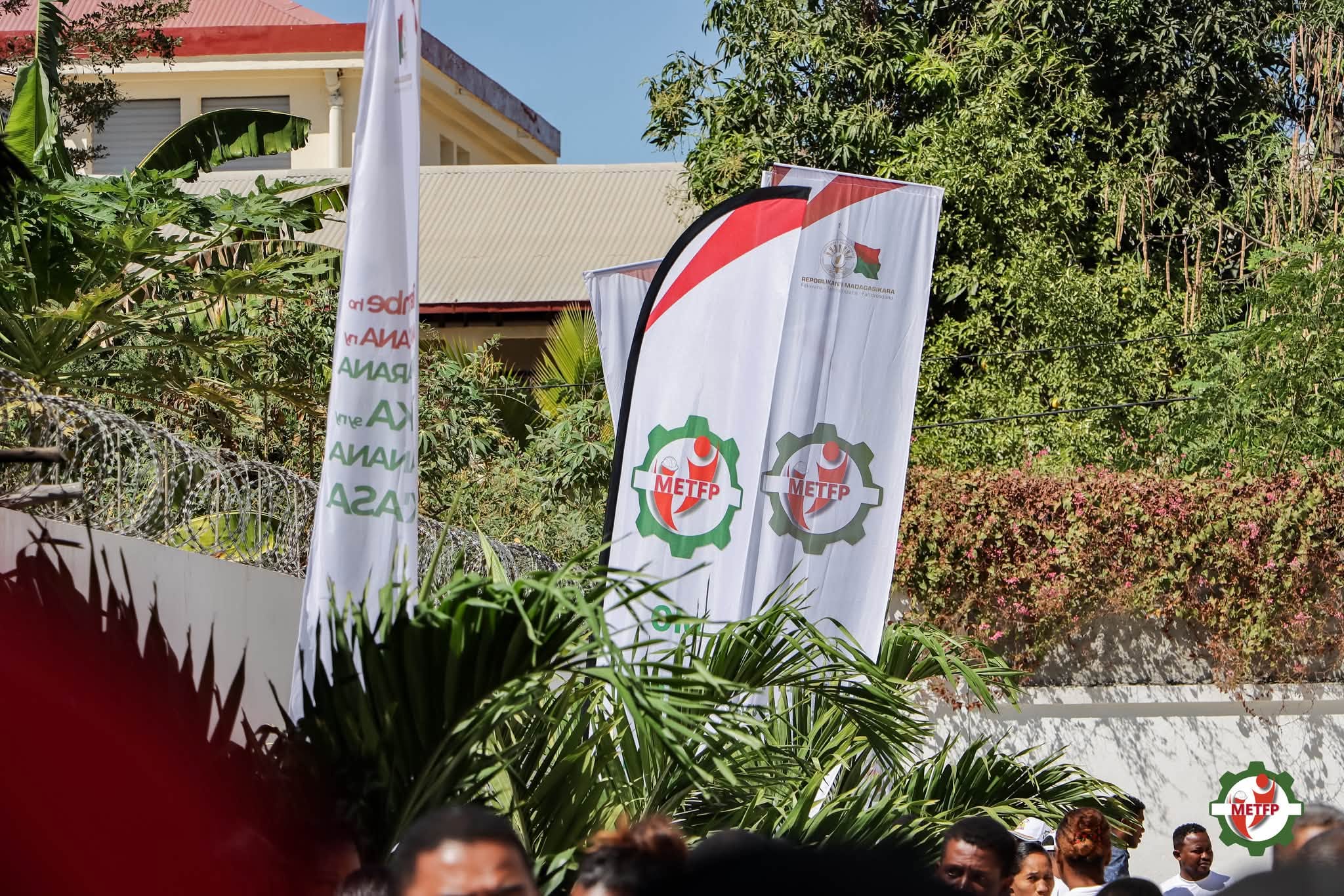 𝗖𝗢LLOQUE 𝗣𝗢𝗨𝗥 𝗟𝗔 𝗥𝗘𝗙𝗢𝗡𝗗𝗔𝗧𝗜𝗢𝗡 𝗗𝗘 𝗟’𝗘𝗡𝗦𝗘𝗜𝗚𝗡𝗘𝗠𝗘𝗡𝗧 𝗧𝗘𝗖𝗛𝗡𝗜𝗤𝗨𝗘 𝗘𝗧 𝗗𝗘 𝗟𝗔 𝗙𝗢𝗥𝗠𝗔𝗧𝗜𝗢𝗡 𝗣𝗥𝗢𝗙𝗘𝗦𝗦𝗜𝗢𝗡𝗡𝗘𝗟𝗟𝗘