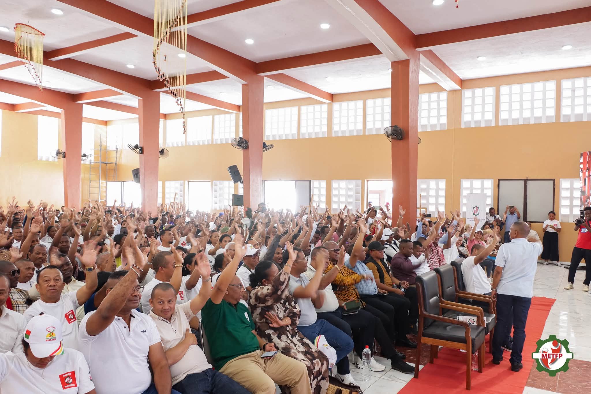 Photo 18